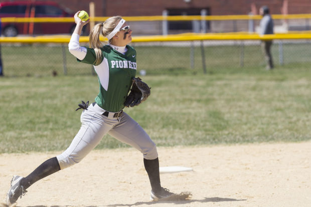 041115-softball-08